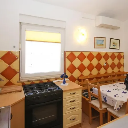 Beautiful In With Kitchen